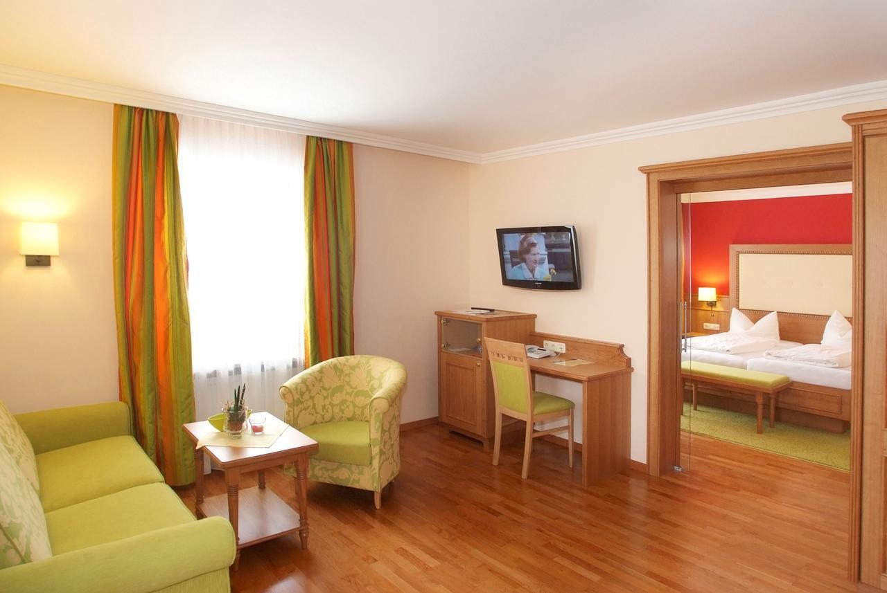 Hotel Neue Post Боденмайс Екстериор снимка