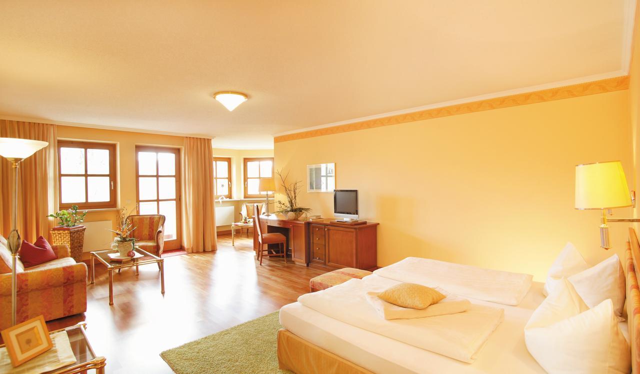Hotel Neue Post Боденмайс Екстериор снимка