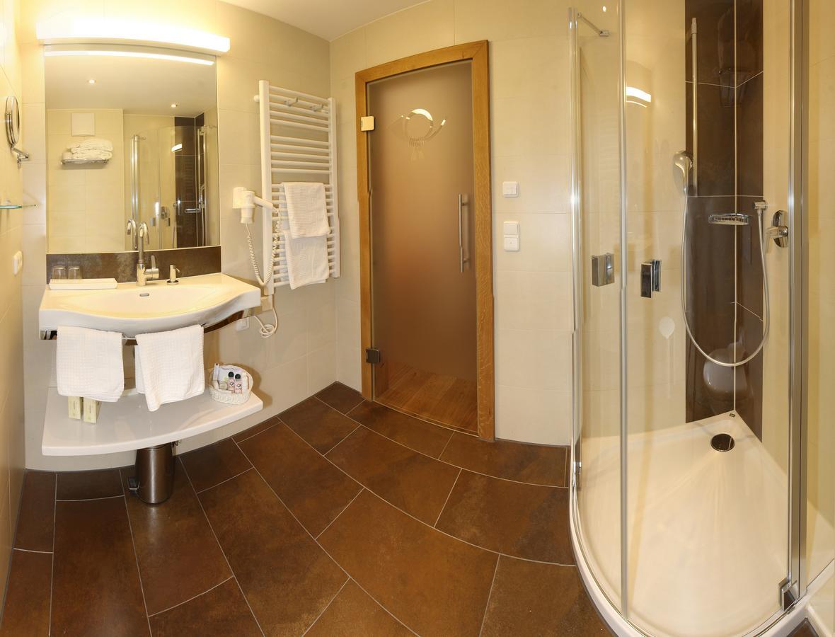 Hotel Neue Post Боденмайс Екстериор снимка