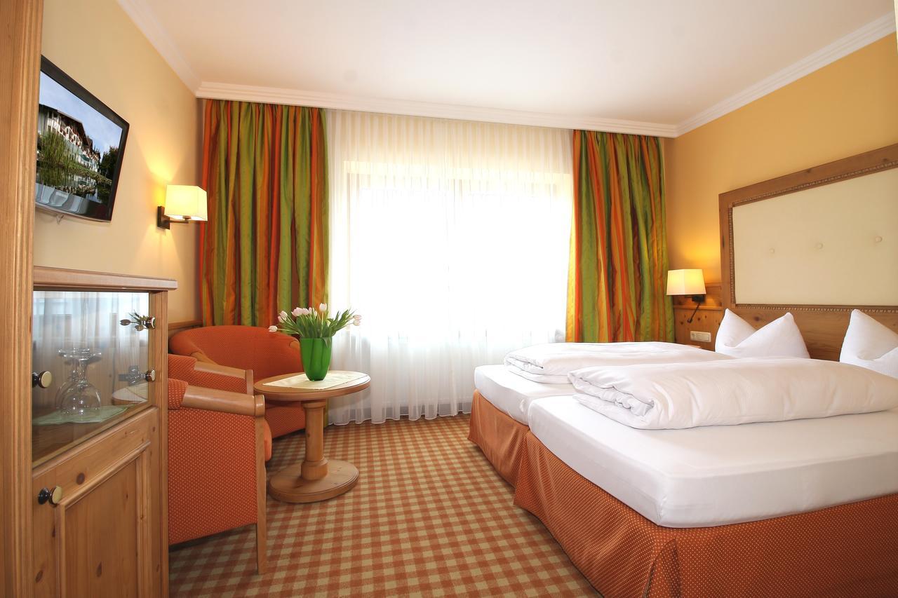 Hotel Neue Post Боденмайс Екстериор снимка
